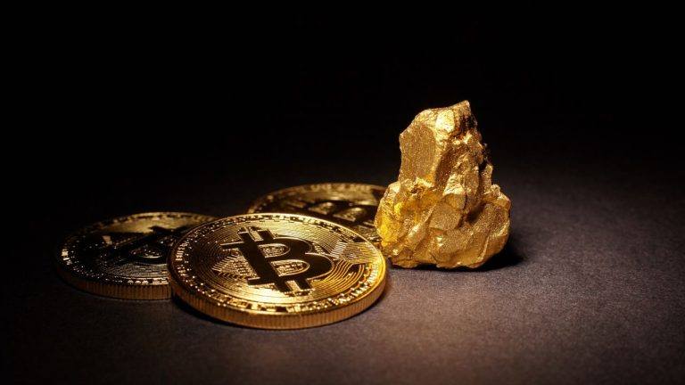 Bitcoin Steady at $93K As Battle With Gold Ensues